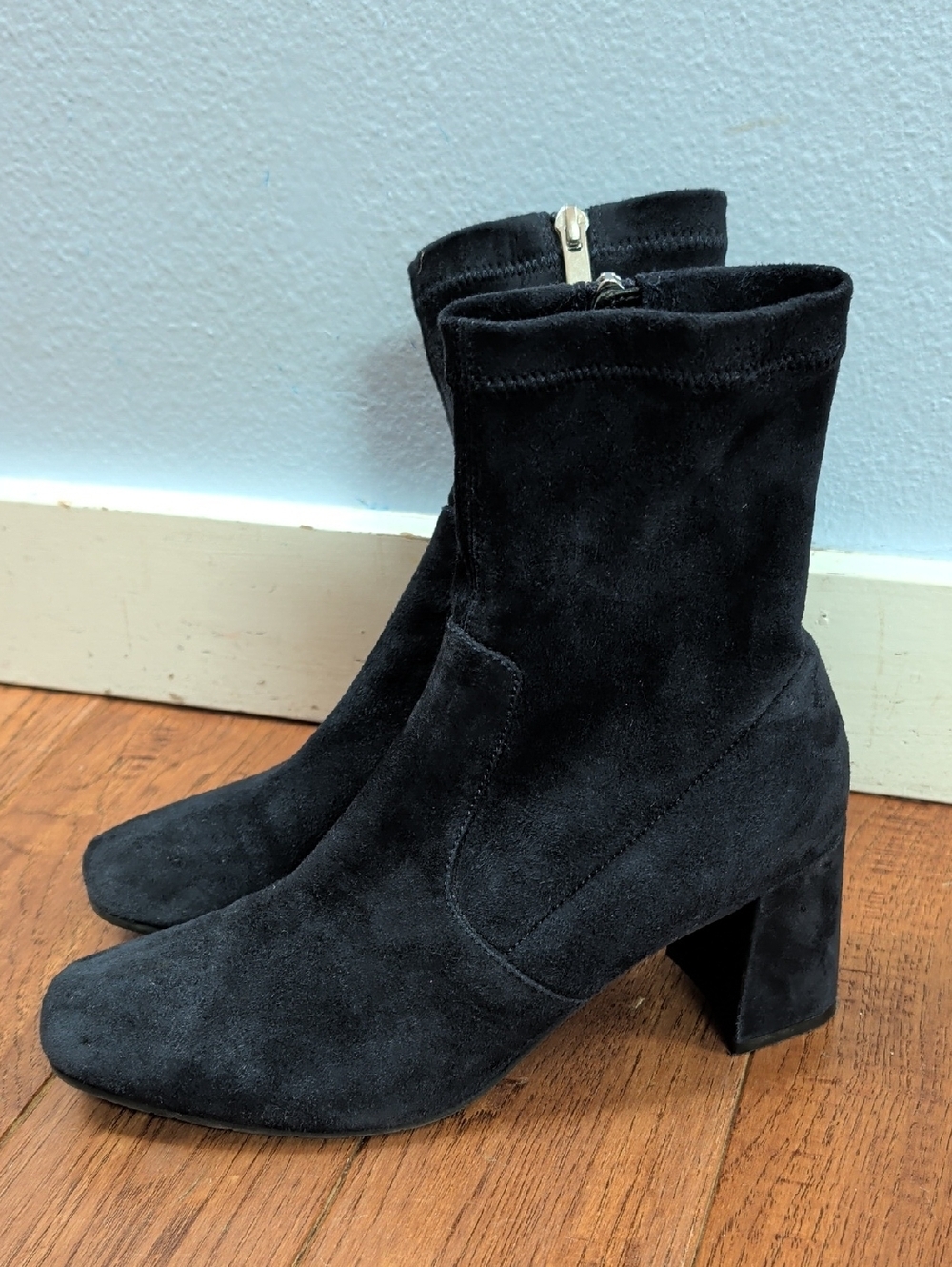 Aquatalia Drusilla Blue Suede Block-Heel Ankle Boots - Women